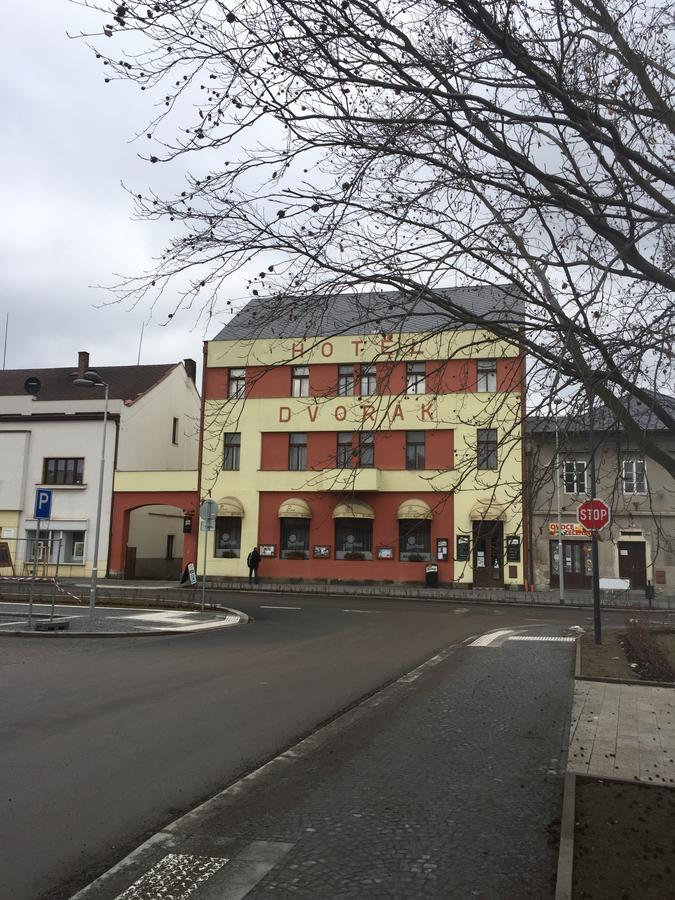 Hotel Dvorak Chrast Екстер'єр фото